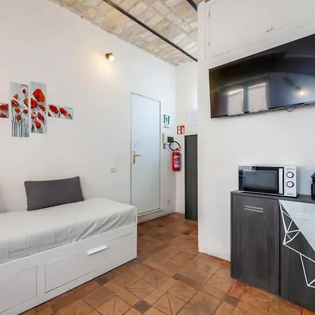 Apartment Santissimi House Rome